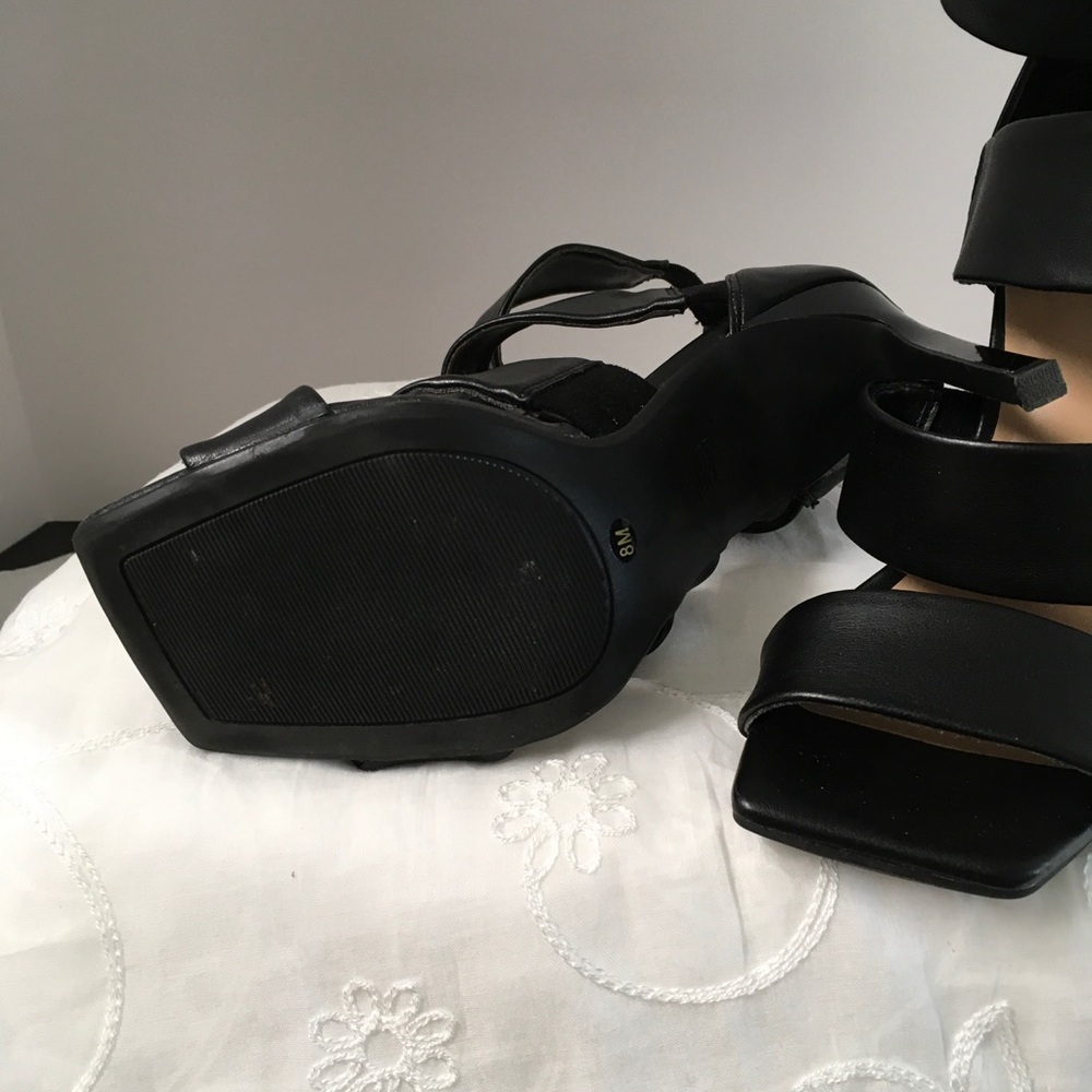 NWOT INC Strappy Heeled Sandals - Picture 2 of 4